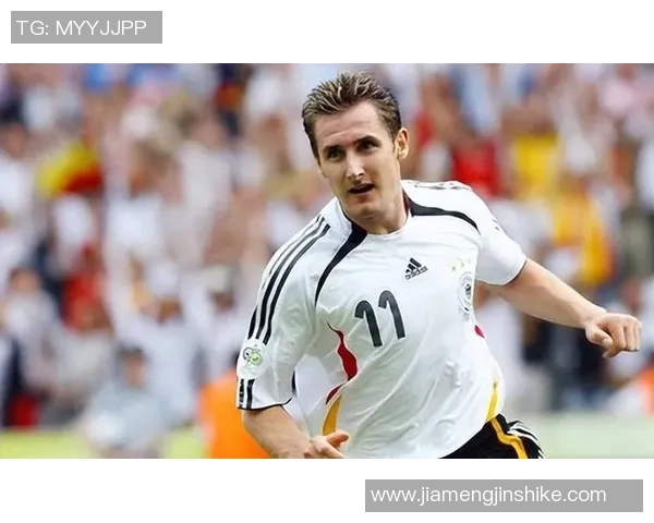 身高超过一米八的足球球星们他们如何在场上展现非凡身手